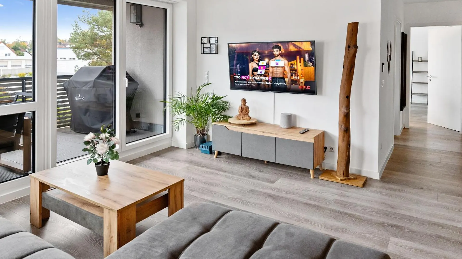 Modern Style Business Suite - Office - Kitchen - Balcony Herzogenaurach Appartement